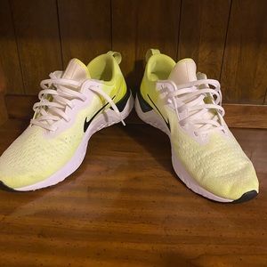 Nike Odyssey React Men's Running Shoe Size 10